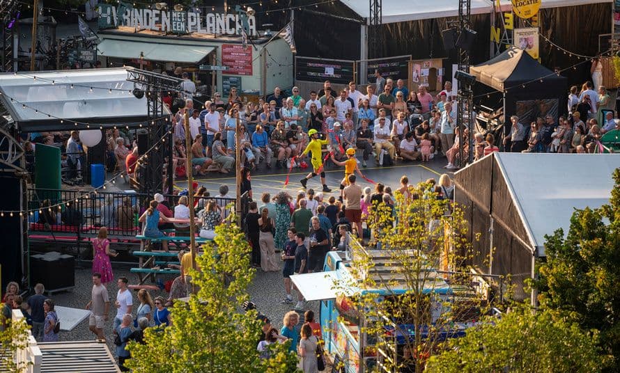 Theather aan de parade